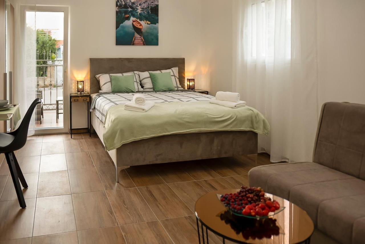 Apartments4You Водице Экстерьер фото