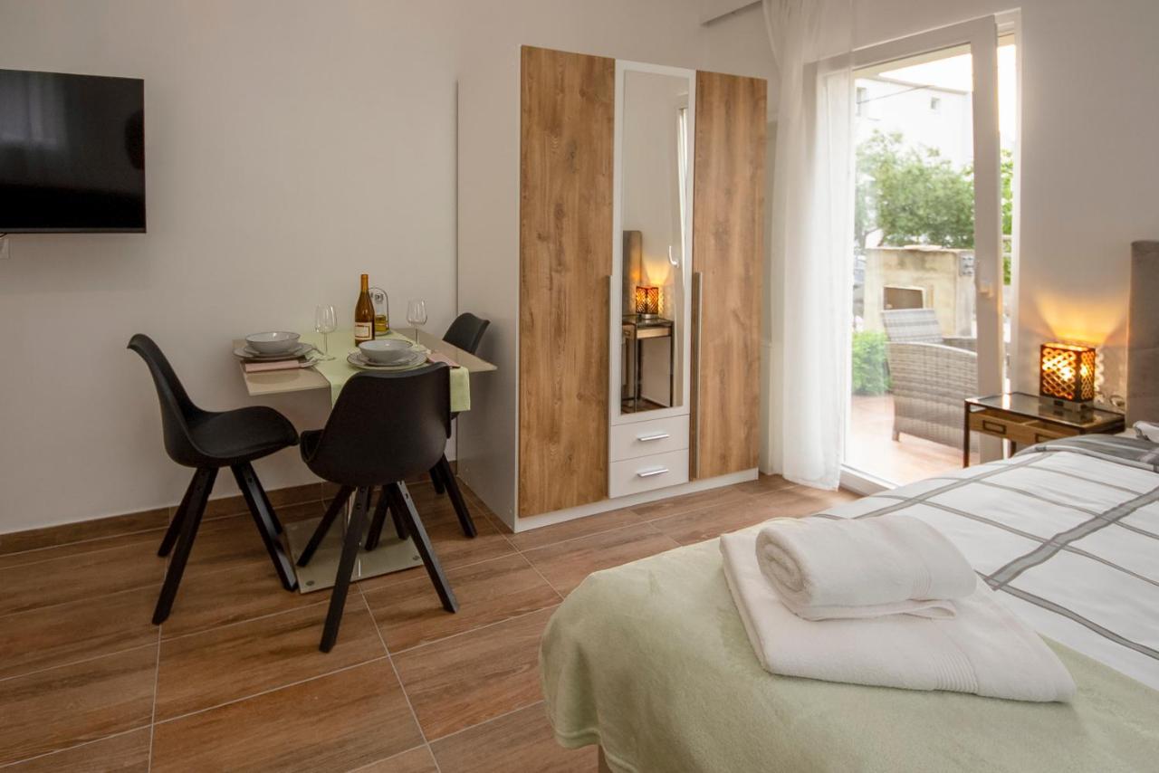 Apartments4You Водице Экстерьер фото