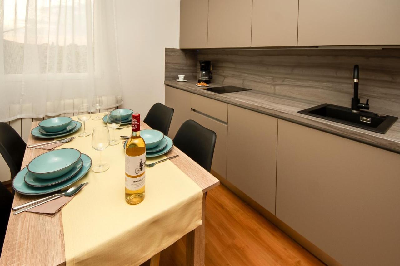 Apartments4You Водице Экстерьер фото