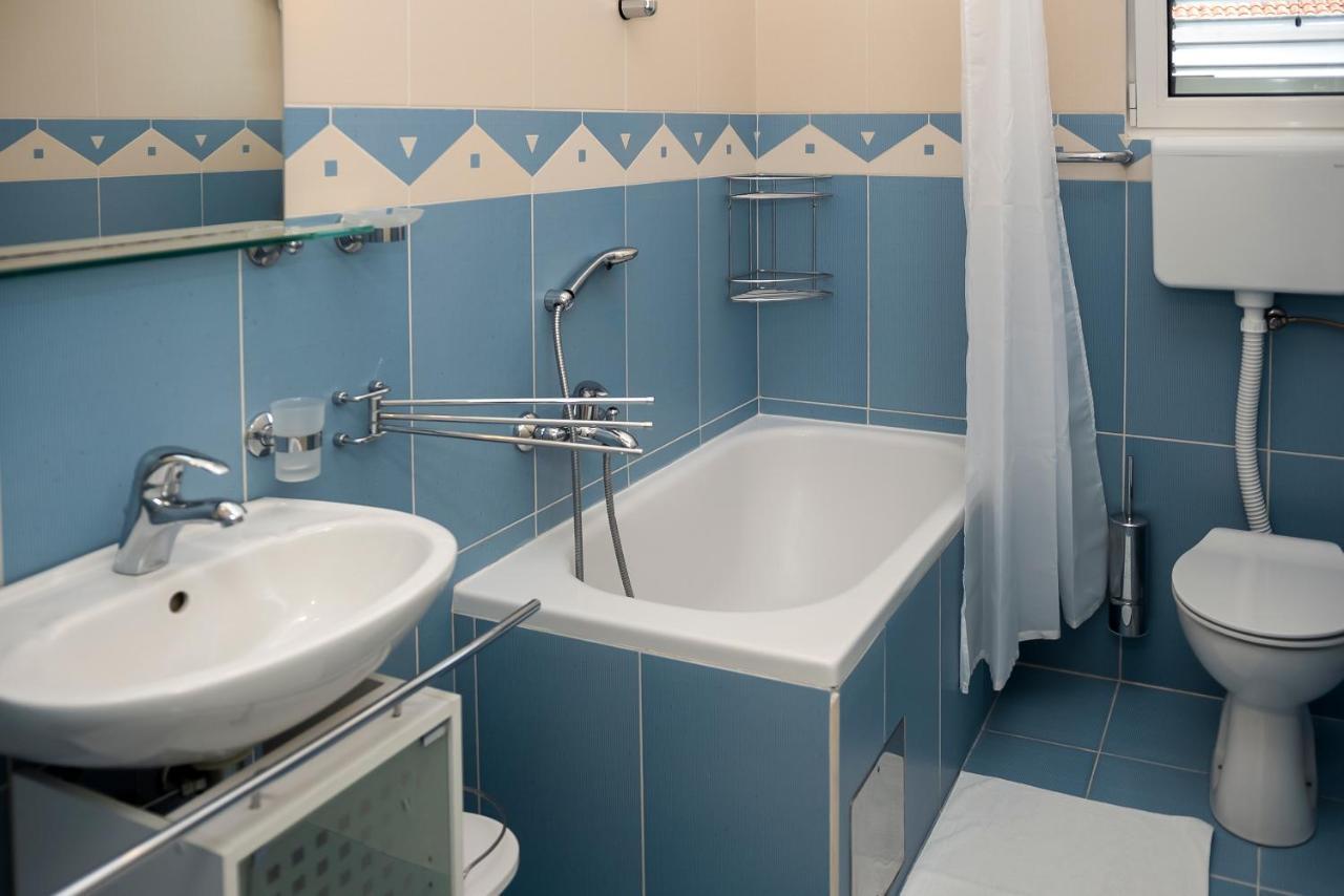 Apartments4You Водице Экстерьер фото